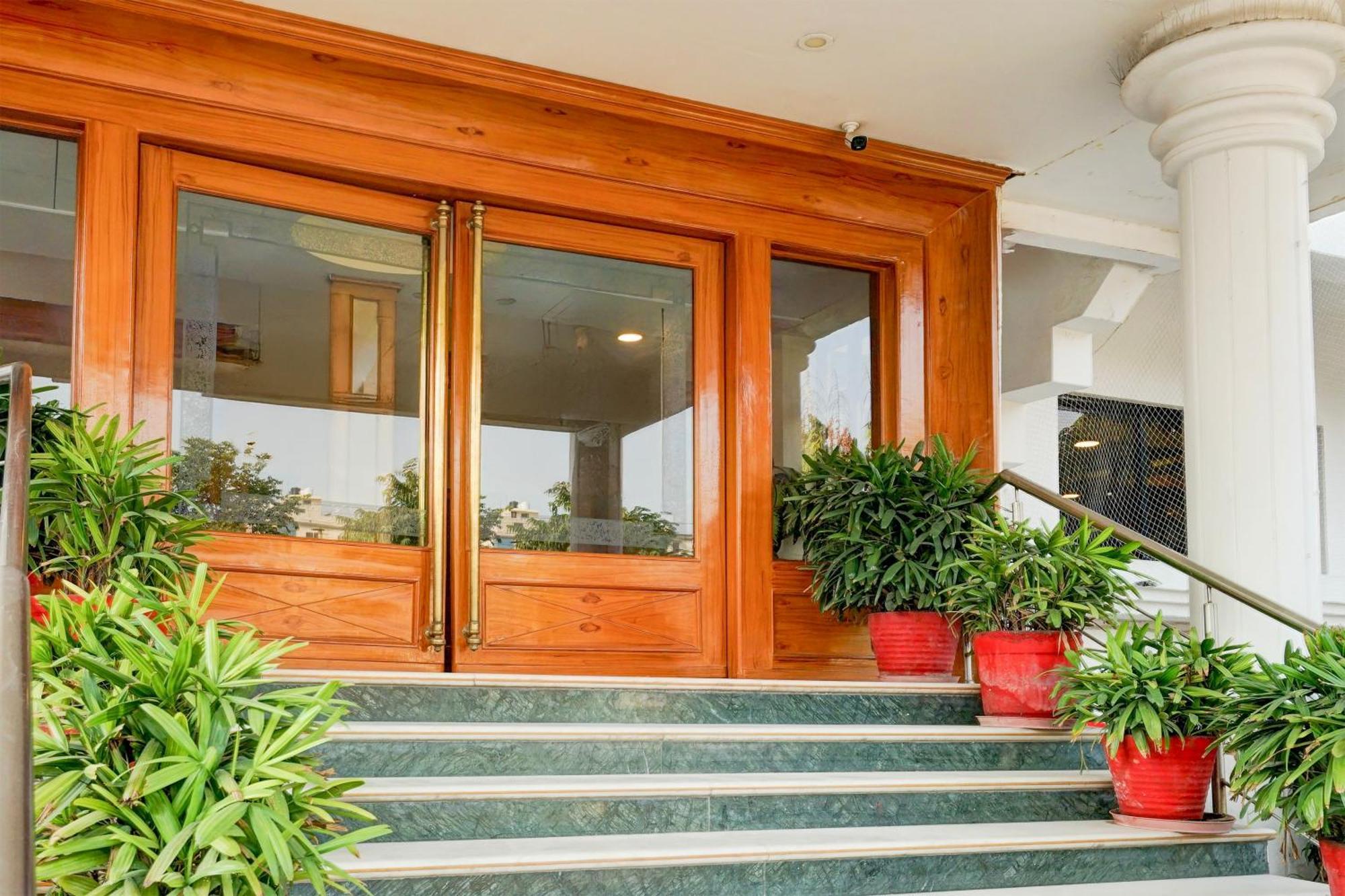 Super Townhouse Subhash Nagar Formerly Royal Palazzo جايبور المظهر الخارجي الصورة